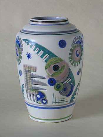 Fig 5. White earthenware vase (circa 1934-7) in pattern XD painted by Ruth Pavely