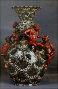 Vase painted by Mavis Shabalala, sculpted by Sfiso Mvelase