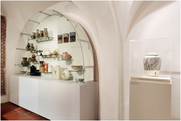 Studio Ceramics display case with Rorke’s Drift ceramic vessels
